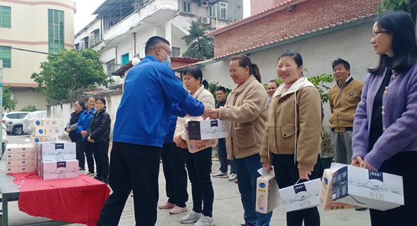 心有光芒，芳華自在；愛在三月，感恩有你|廣有五金&東莞合頁(yè)?